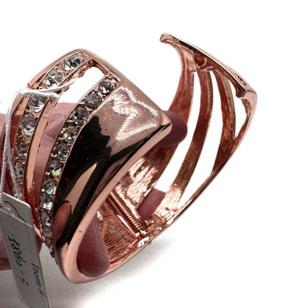 Gennaro shimmering rose
